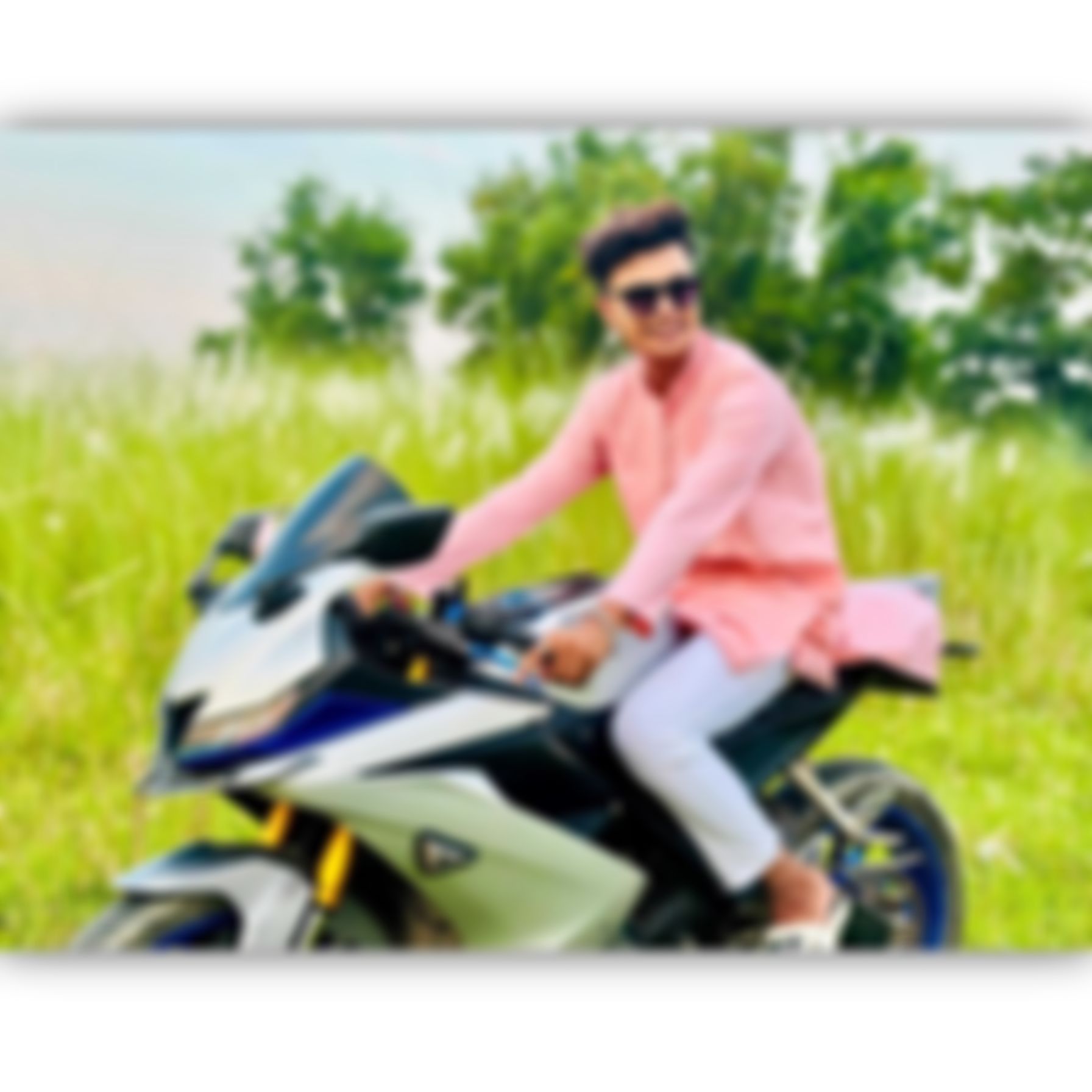Newark sheikh এর ছবি
