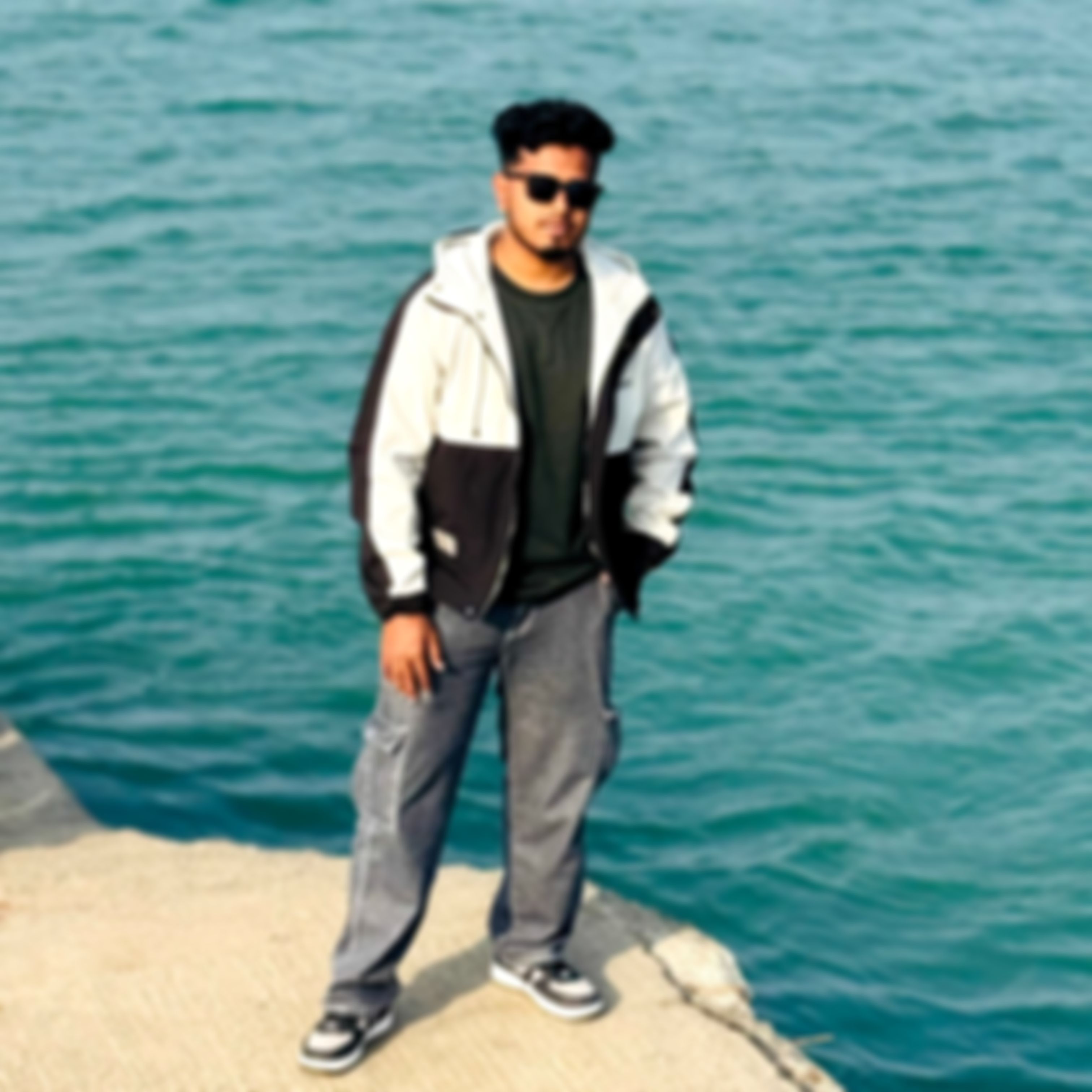 Jibon Hossain এর ছবি