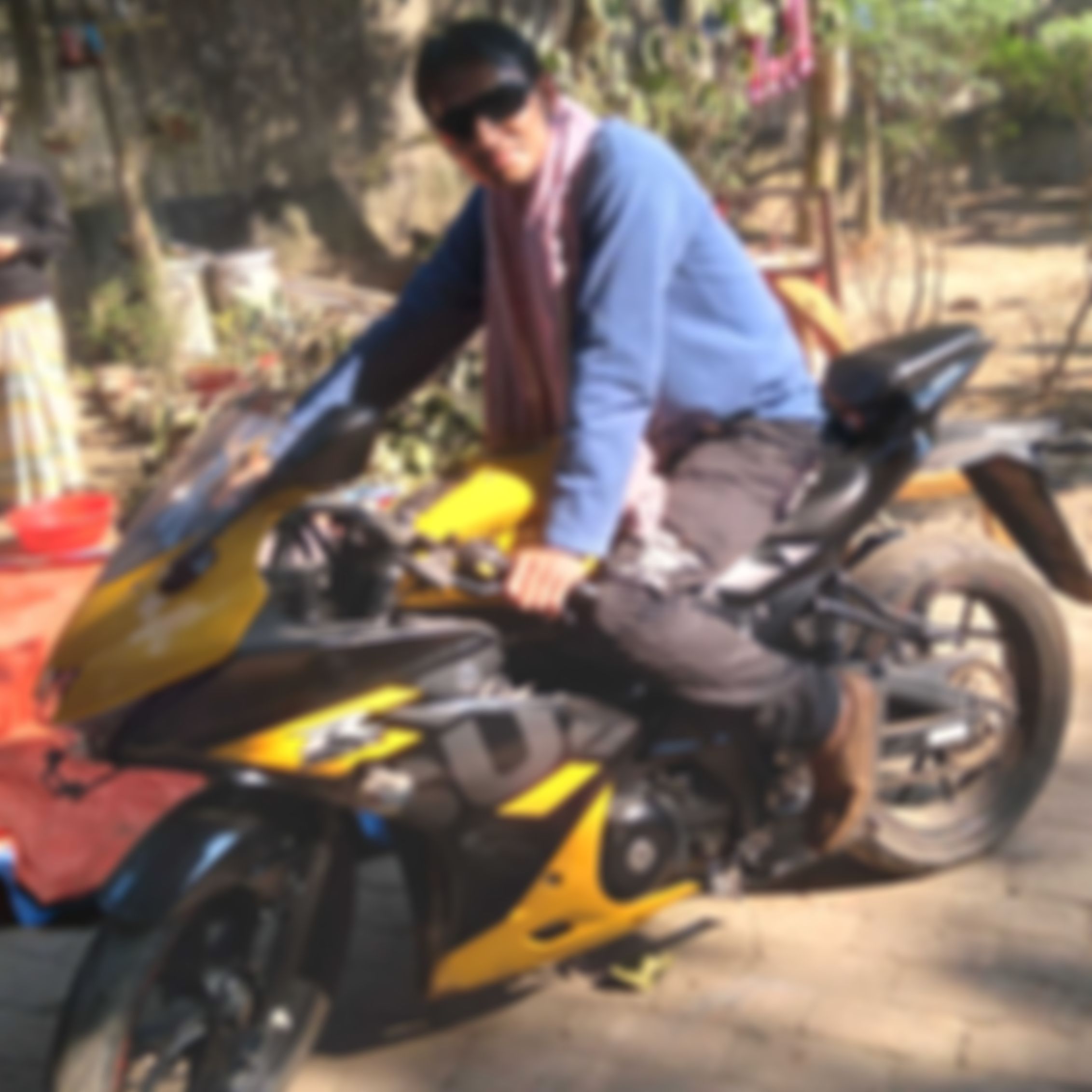 Uzzal(gosh) এর ছবি
