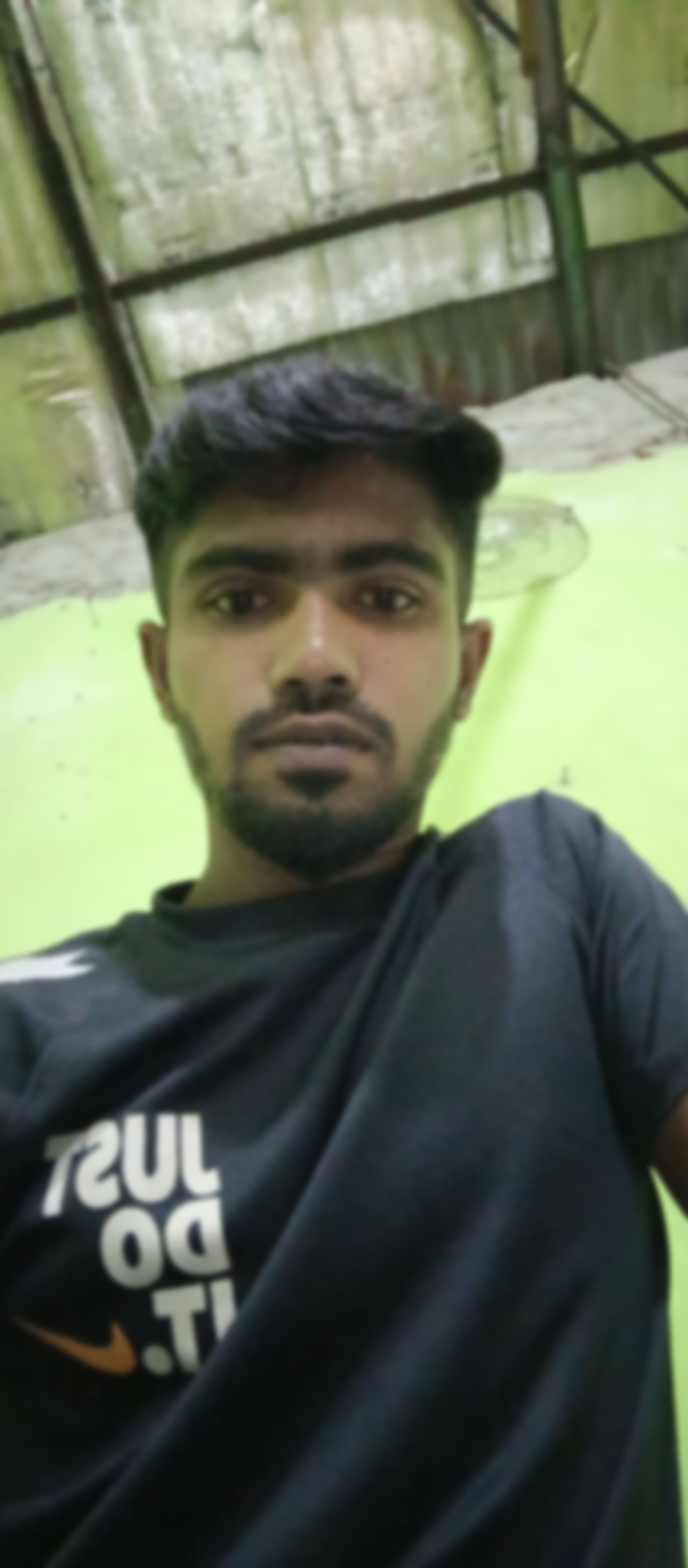 রাসেল এর ছবি
