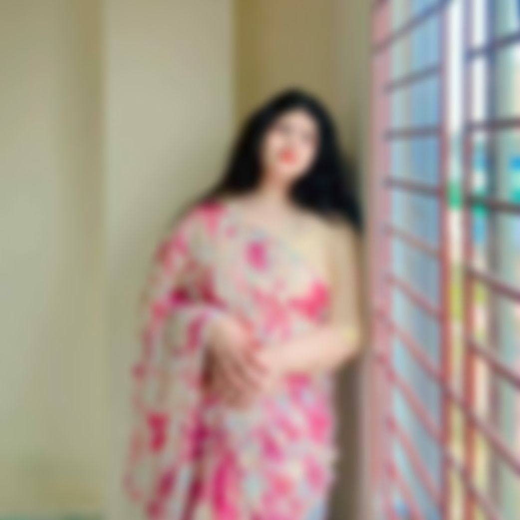 Rumi এর ছবি