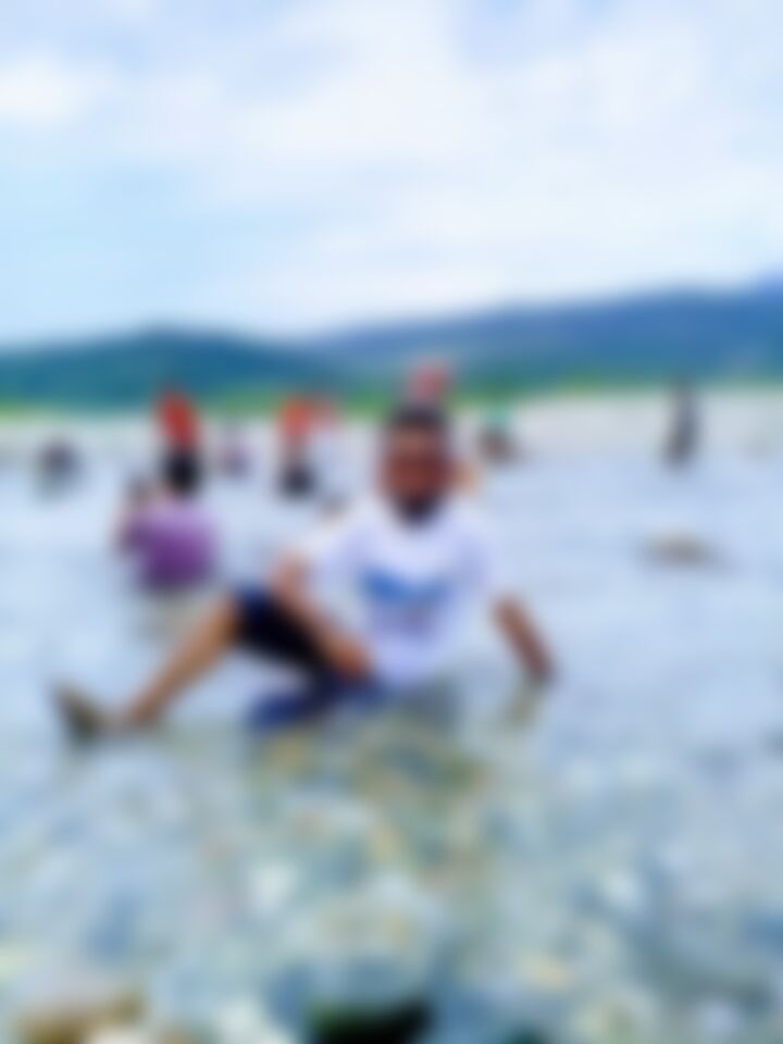 Apon এর ছবি