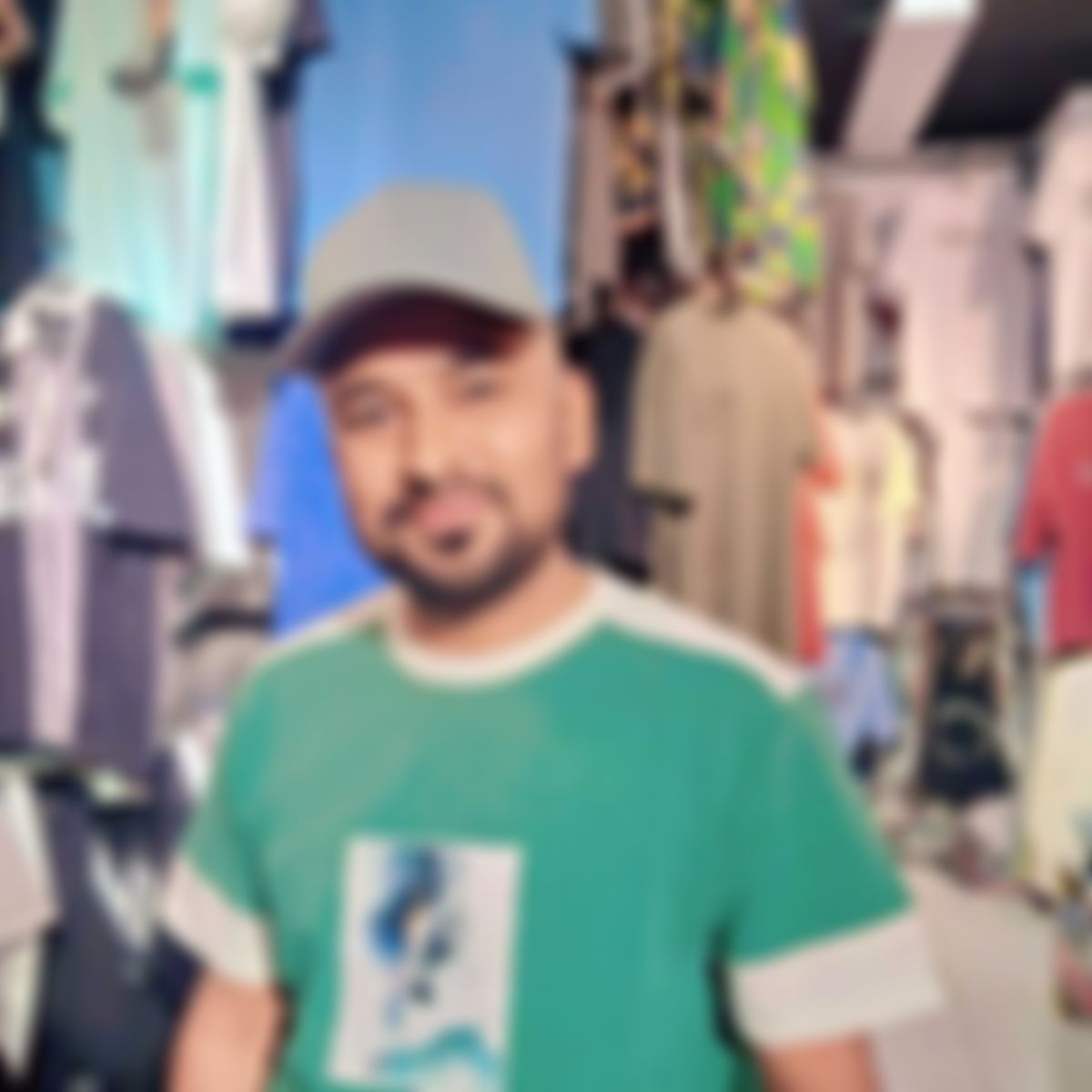 Raju Sheikh এর ছবি