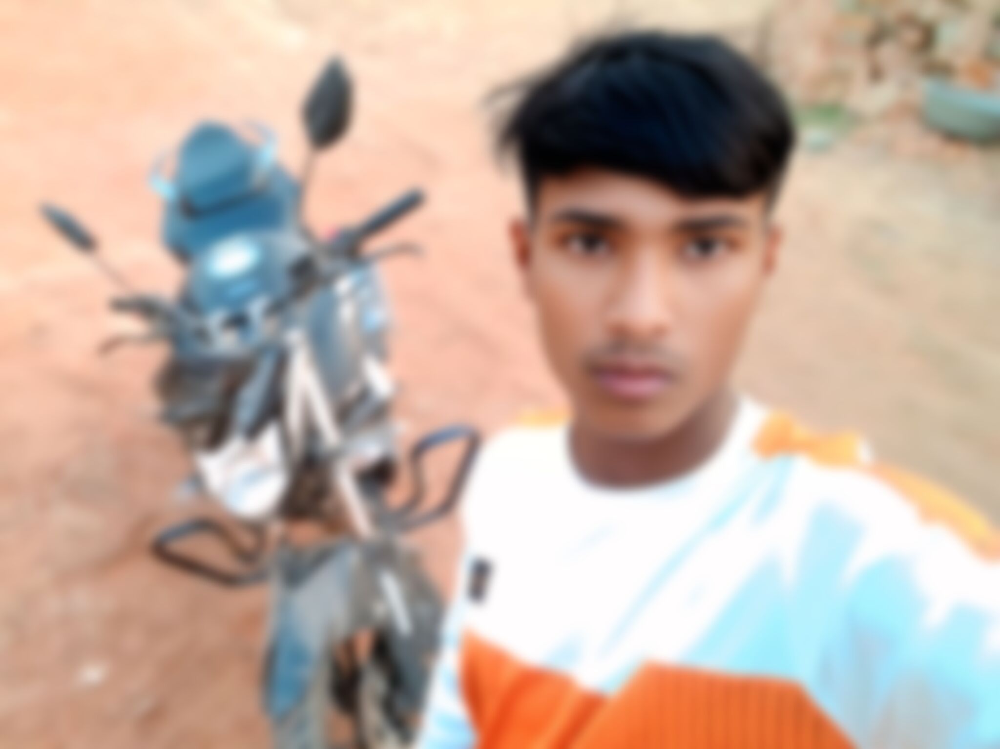 Hosen এর ছবি
