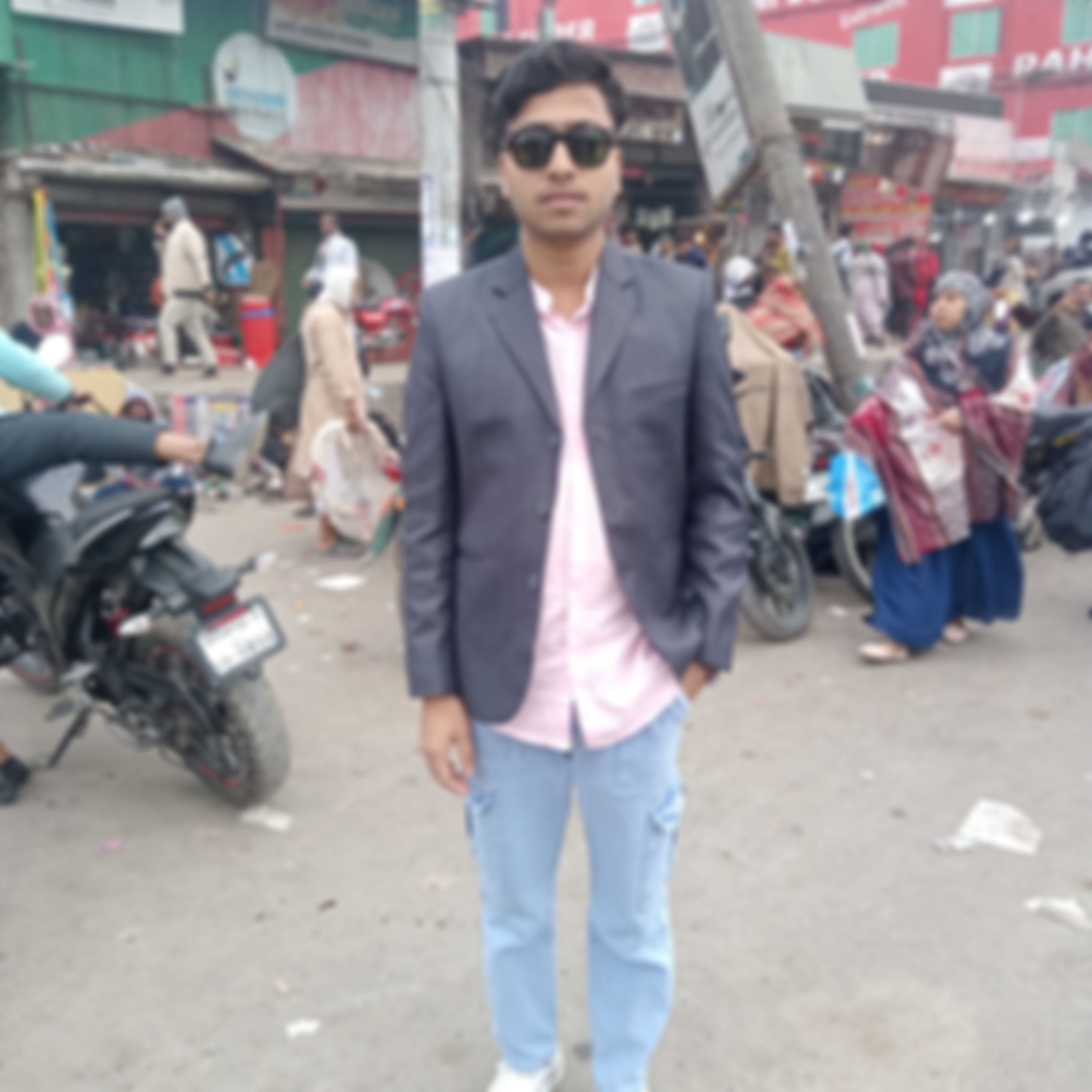 Omarlhan এর ছবি