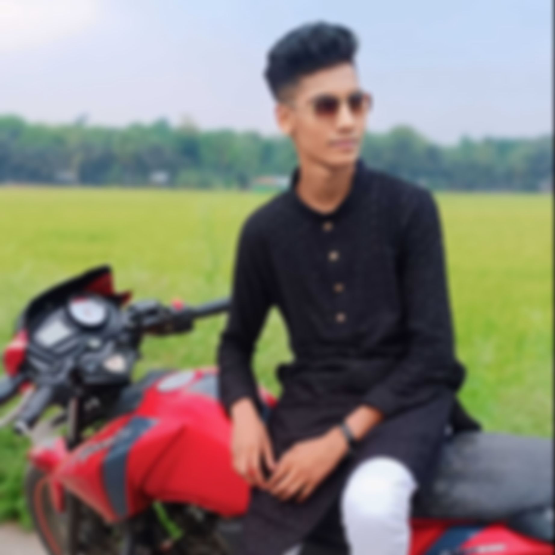 Hussain Ahmed  এর ছবি
