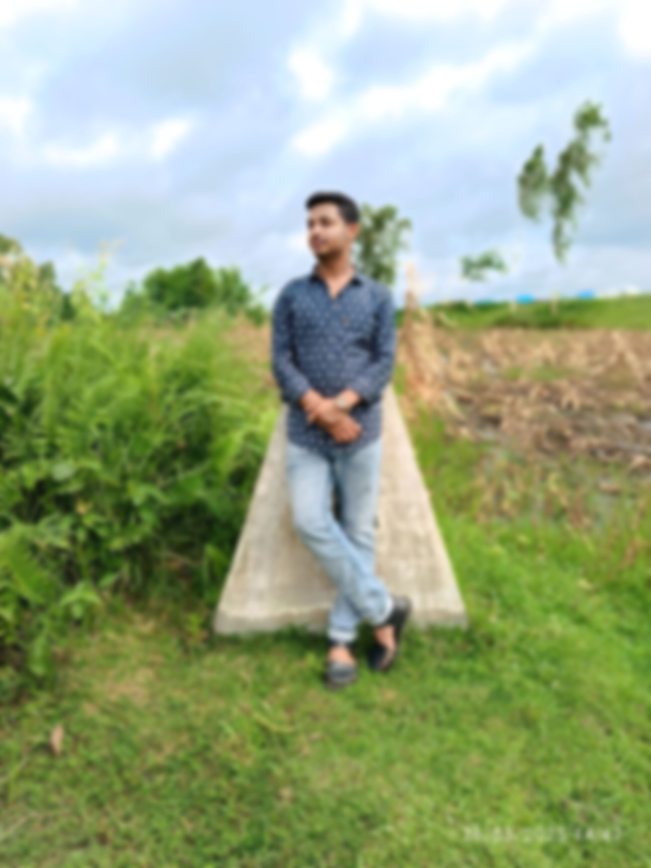 হোসাইন  এর ছবি